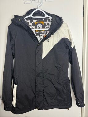 Volcom Women's Black and White Ski Jacket with Hood Medium